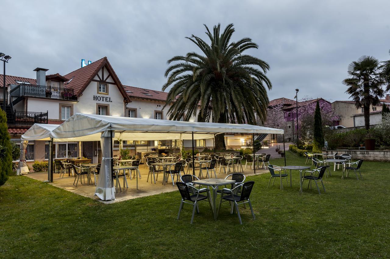 Hotel La Terraza De Puente Viesgo Exterior photo